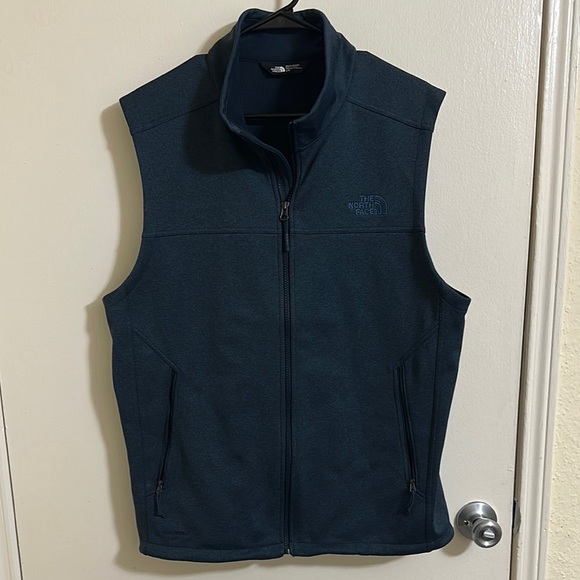 EUC The North Face Navy Soft Shell Vest - Picture 1 of 6